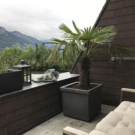 Haus Eleisa Lägenhet Brunnen Exteriör bild
