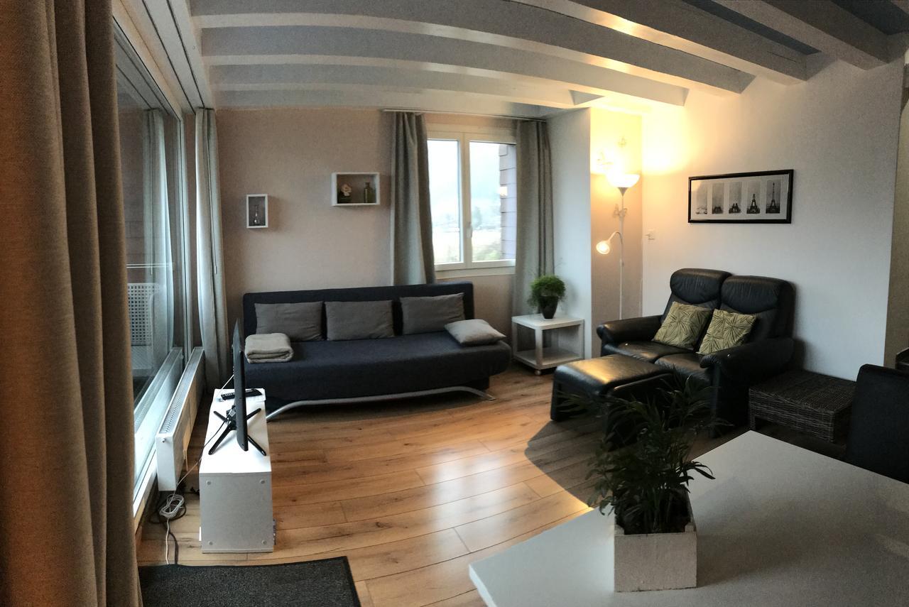 Haus Eleisa Lägenhet Brunnen Exteriör bild