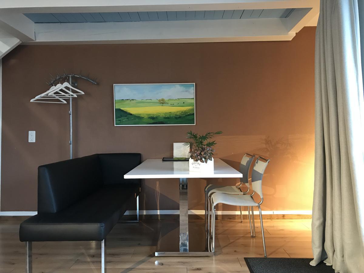 Haus Eleisa Lägenhet Brunnen Exteriör bild